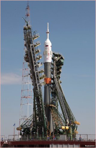Cohete con la nave Soyuz MS