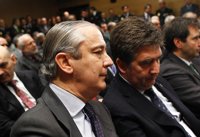 Fernández de Mesa diu que la investigació en ajuntaments és "una operació més contra la manipulació" de concursos