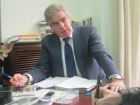 Fuentes-Pila acusa a De la Serna de estar "obsesionado con hacer oposición a la oposición