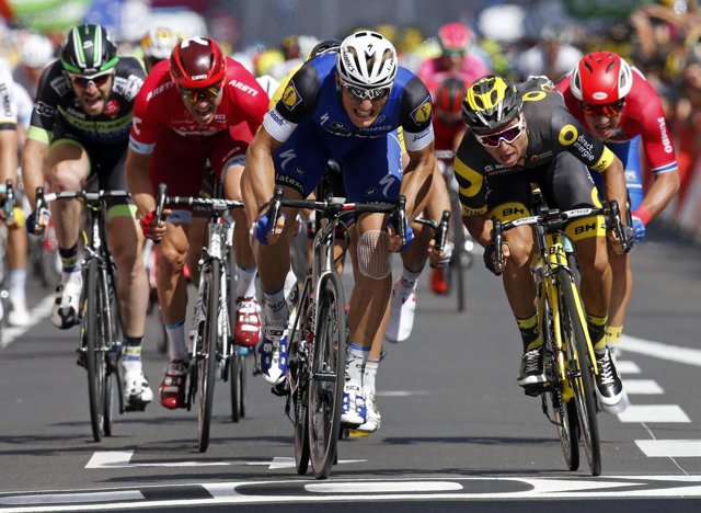 Kittel gana la cuarta etapa del Tour