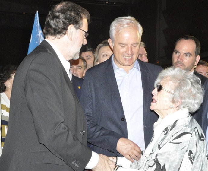 El diputado Eloy Suárez con Mariano Rajoy en la reciente campaña electoral. 