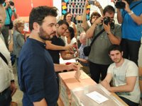 Rufián (ERC) rechazará apoyar a Rajoy y está convencido de que CDC irá en la misma línea