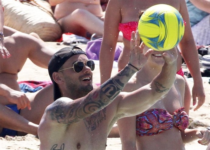 Wesley Sneijder/ José Ramón Hernando