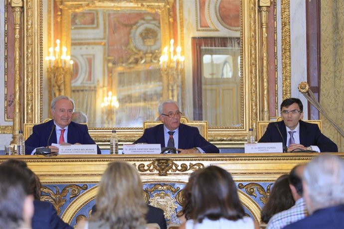 Photographer: Rubn Campos