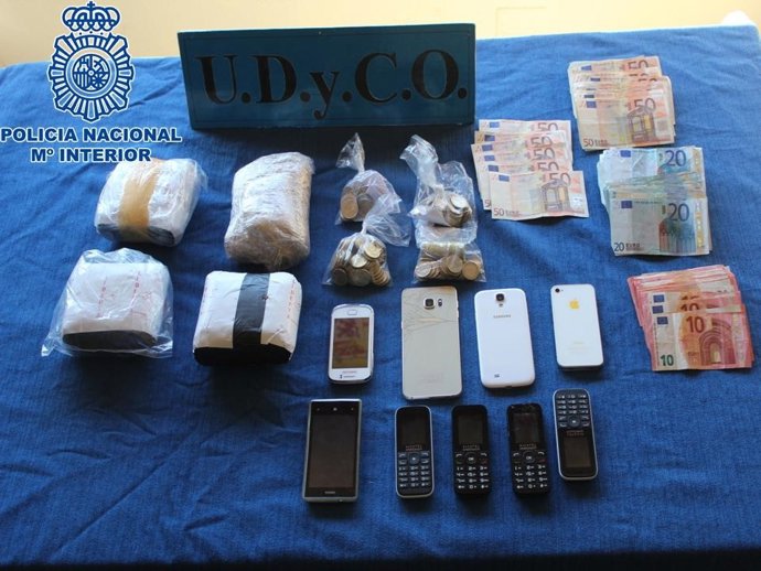 Imagen de lo incautado por la Policía.