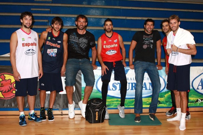 Garbajosa Y Mumbrú Con La Selección Española De Baloncesto