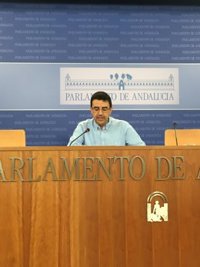 PSOE-A: PP y C's sumarían una mayoría "sólida" como la de Zapatero en 2008