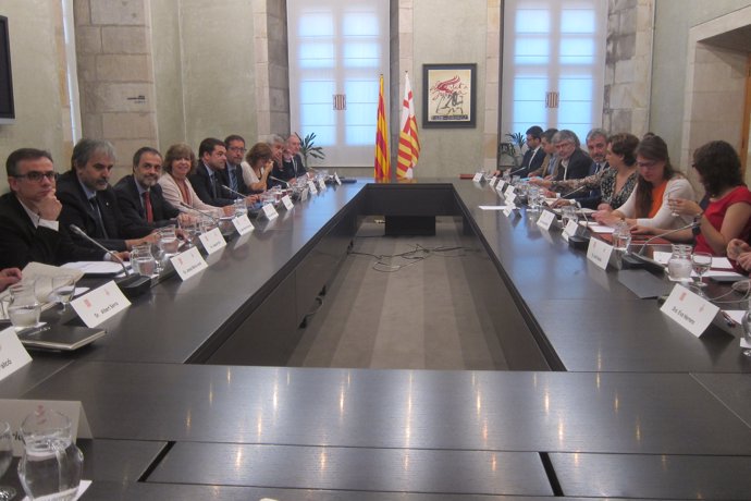 Reunión de la Comisión Mixta Govern-Ayuntamiento con A.Colau y M.Borràs