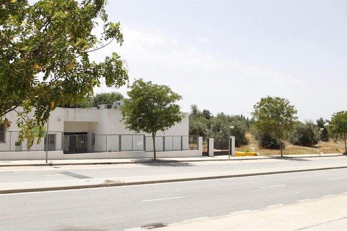 Construcción del colegio en la zona de El Almendral.  