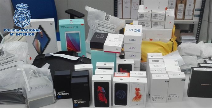 Dispositivos multimedia intervenidos en el puerto de Tarifa