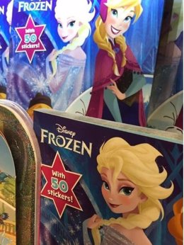 Trump difunde la imagen de un libro de la película 'Frozen'