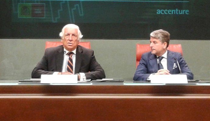 Carlos Espinosa de los Monteros y Juan Pedro Moreno