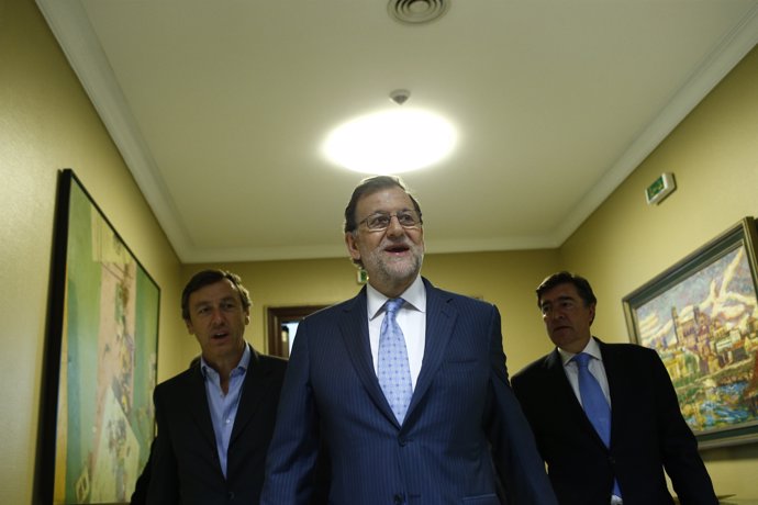 Mariano Rajoy acude al Congreso a recoger su credencial