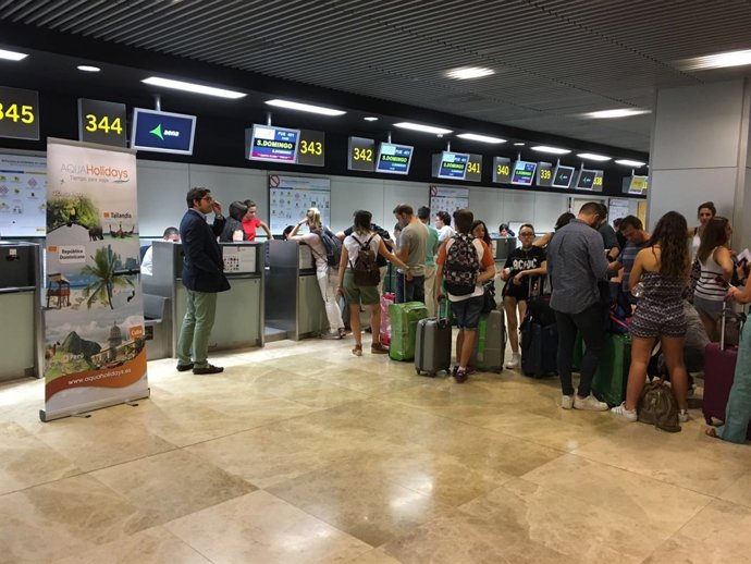 Aquaholidays y Plus Ultra inauuran su vuelo a Santa Clara (Cuba)