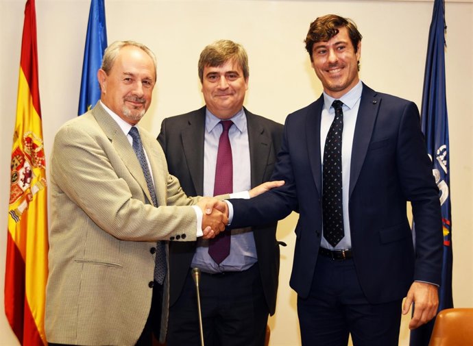 Adolfo Aragonés, Miguel Cardenal e Iñaki Malumbres
