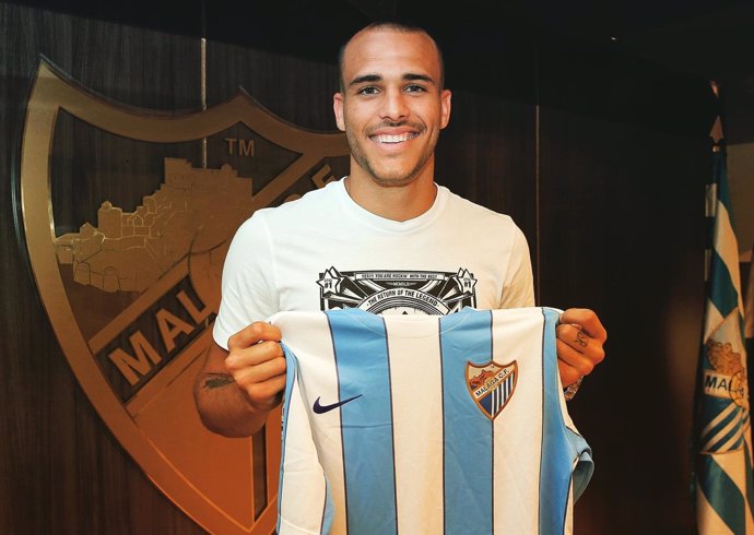 Sandro Ramírez firma como nuevo jugador del Málaga