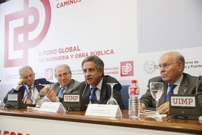 Revilla en foro ingeniería UIMP