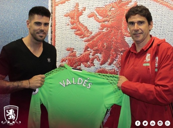 Víctor Valdés firma con el Middlesbrough