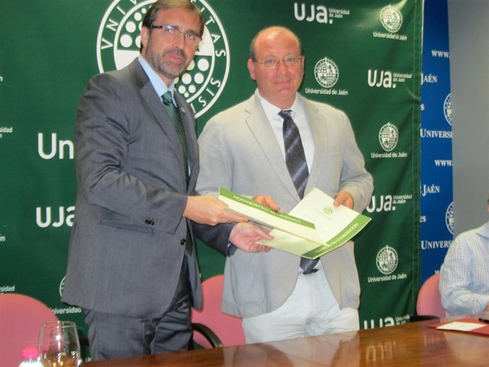 El rector, Juan Gómez, y el alcalde,Javier Márquez