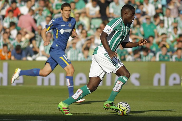 Alfred N'Diaye con el Real Betis