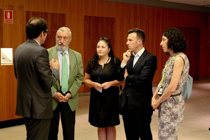 J.Sánchez-Prieto (Vueling) J.Gómez-Pomar (Fomento) S.Corrochano (Aerop.Barcelona