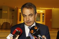 Zapatero llega a Caracas en una nueva visita sorpresa para continuar con su mediación