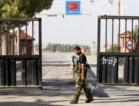 Turquía detiene a más de 1.400 personas en la frontera con Siria desde el jueves
