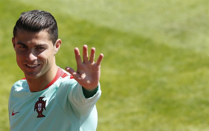  El Jugador Portugués Cristiano Ronaldo