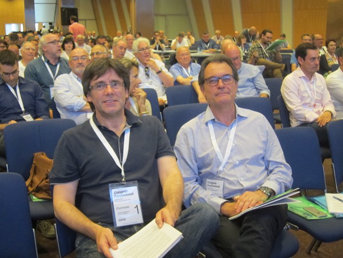 C.Puigdemont y A.Mas en el congreso de la nueva CDC