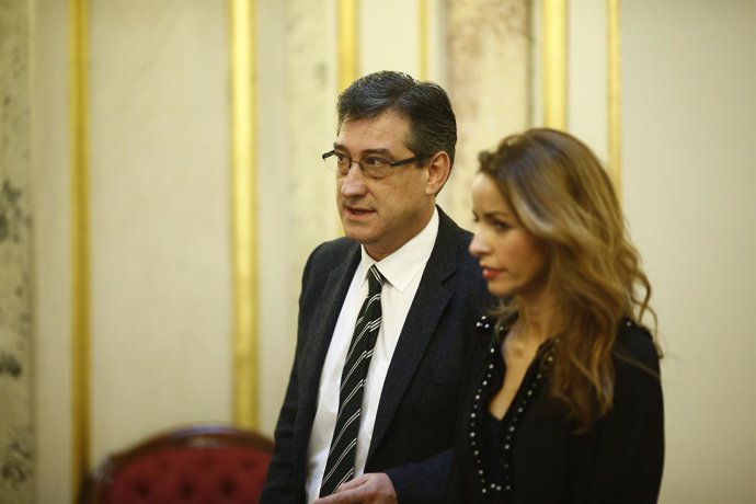 Ignacio Prendes y Patricia Reyes en el Congreso