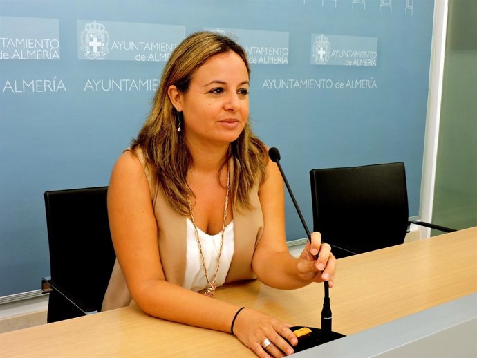 La viceportavoz del PSOE en el Ayuntamiento de Almería, Carmen Núñez