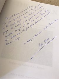 Pablo Iglesias regala a Barack Obama un libro sobre la Guerra Civil española