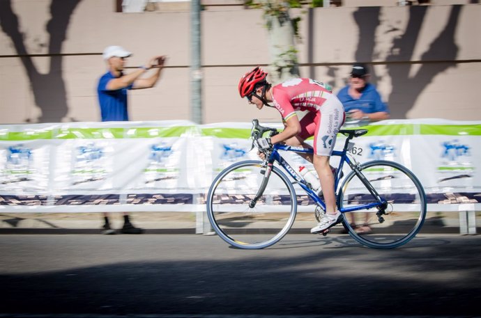 Una competidora del Campeonato de España de Ciclismo Escolar