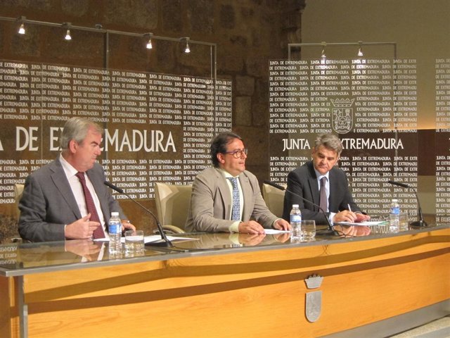 José María Vergeles en rueda de prensa sobre las listas de espera