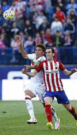 Godín y Peñaranda en el Atlético de Madrid-Granada