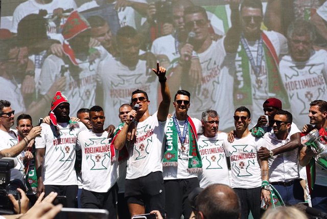 Portugal celebra en Lisboa la Eurocopa ganada en Francia
