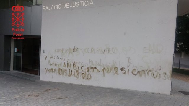 Pintadas en el Juzgado de Tudela.