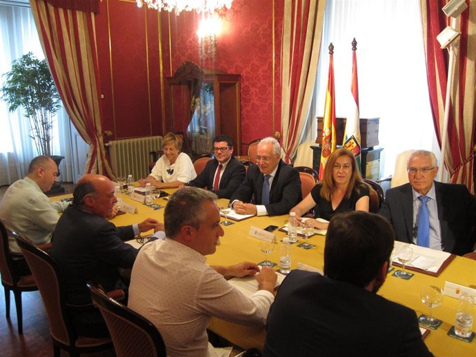 Ell Consejo Riojano de Diálogo Social, reunido hoy