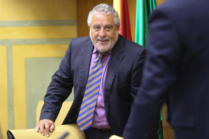 Joaquín Durán, en comisión parlamentaria