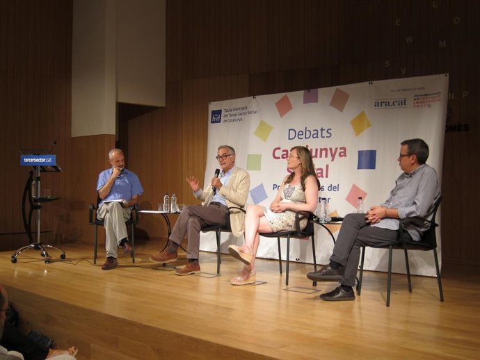 Debate sobre el salario mínimo de la Taula del Tercer Sector 