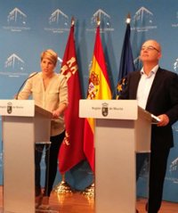 Gobierno resalta que "el Mar Menor está vivo" y es completamente seguro para el baño