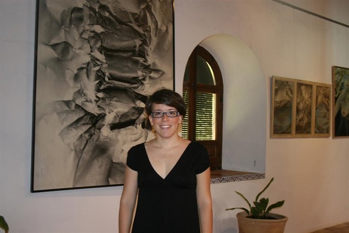 La periodista Mar Cabra en los cursos de verano de la UPO