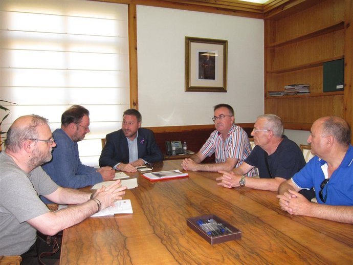 Soro se ha reunido con los representantes de la Asociación Ríos de Aragón