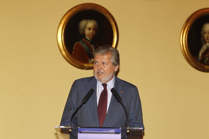 Iñigo Méndez de Vigo en la entrega de las Condecoraciones de Alfonso X el Sabio
