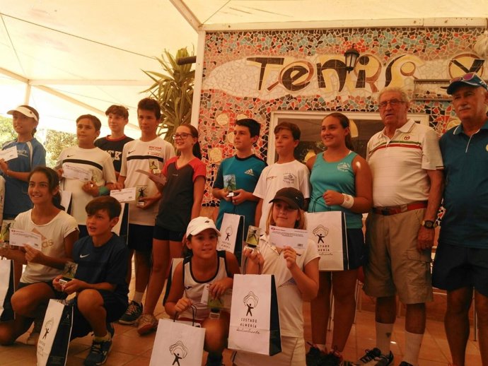El Circuito Provincial de Tenis se ha despedido en Vera.