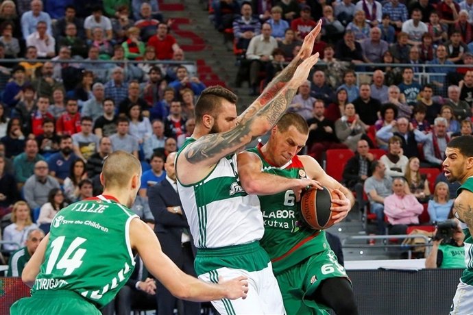 Darko Planinic en el  Laboral Kutxa- Panathinaikos