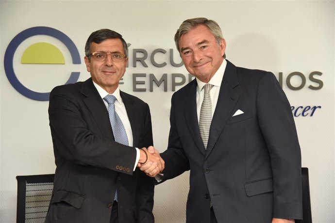 El presidente del Círculo de Empresarios, Javier Vega de Seoane, y el presidente