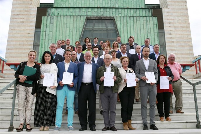 Ramón Ruiz con los ayuntamientos