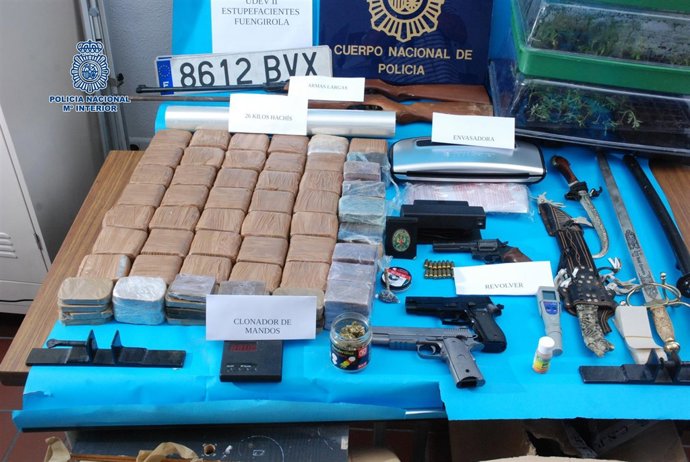 Material incautado por la Policía en una operación antidroga