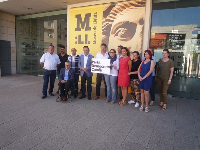 Miembros del Partit  Demòcrata Català en el Museu de Lleida